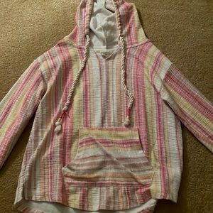 light weight hoodie very pretty pattern!